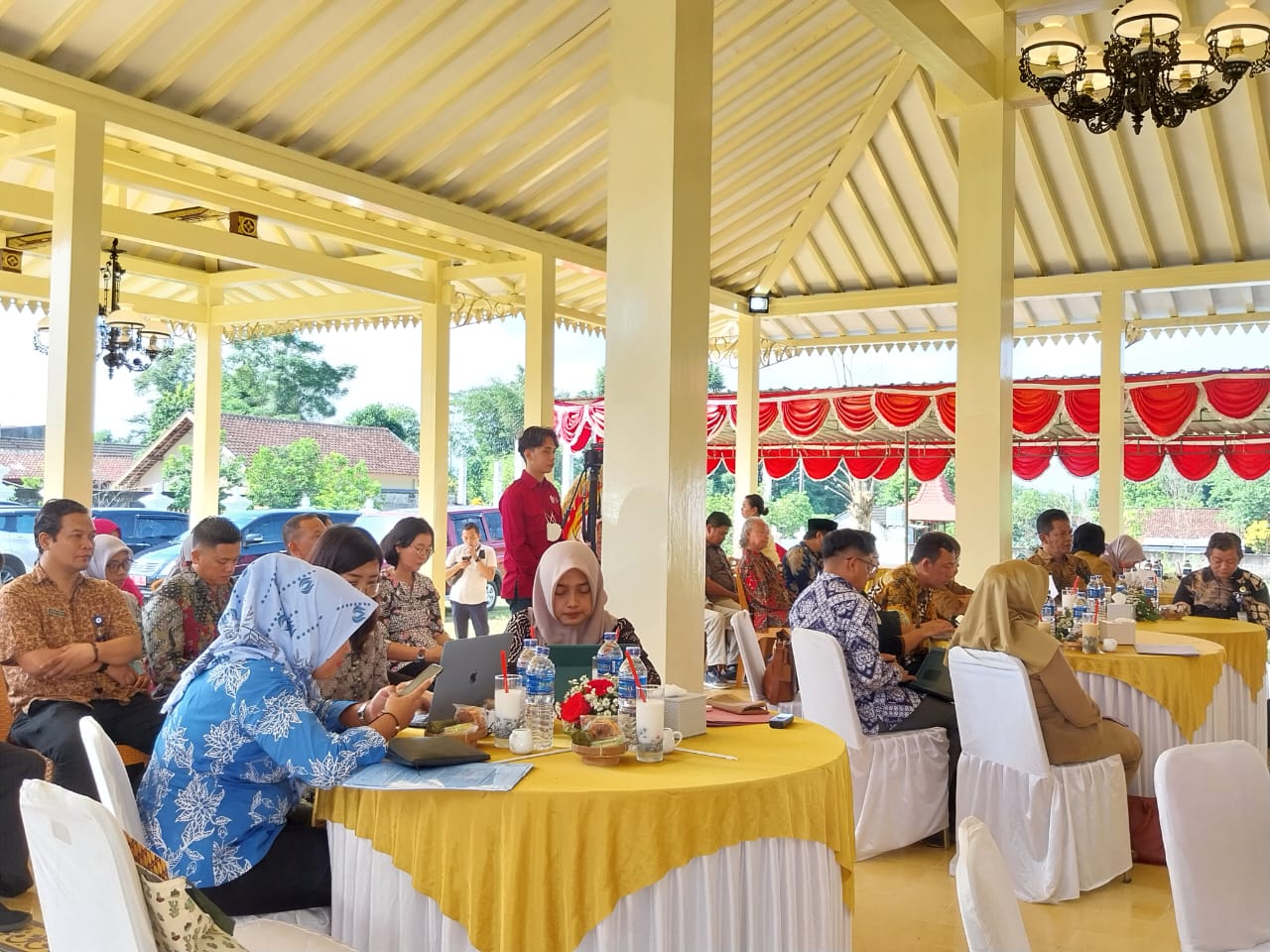 Foto Pembangunan 100%