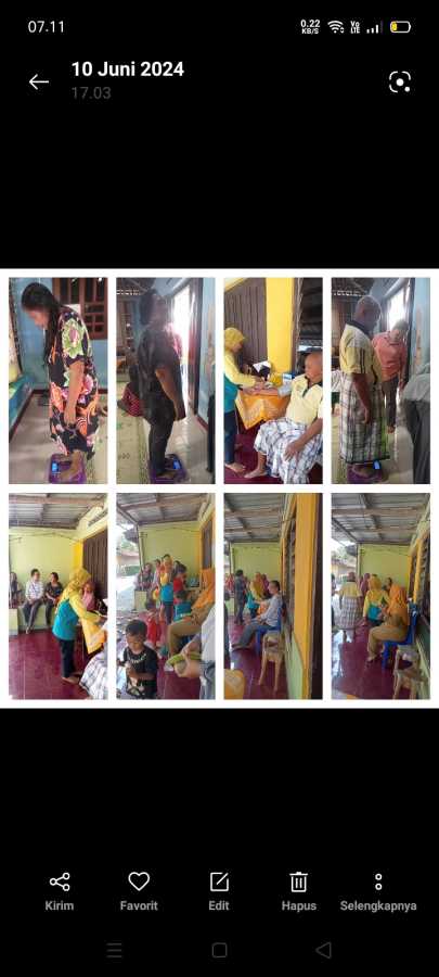 Pilah Sampah yg bisa di jual oleh PKK Caturharjo.Selasa 22/04/25. Pilah Sampah yg bisa di jual oleh PKK Caturharjo.Selasa 22/04/25.